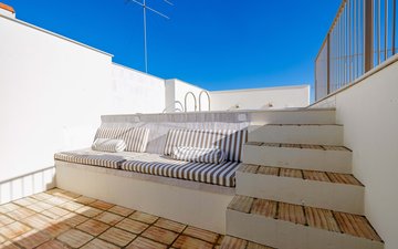 Property slide 21