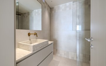 Property slide 19