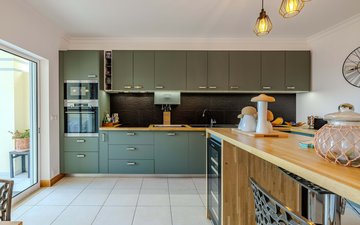 Property slide 21