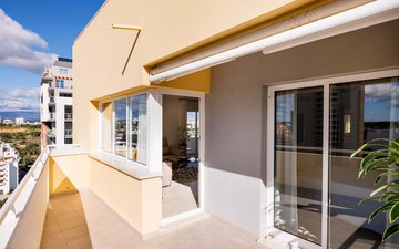 Property slide 21