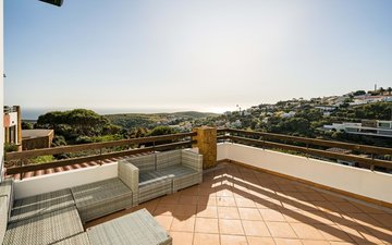 Property slide 26