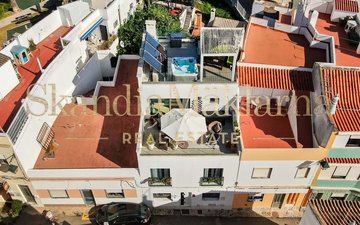Property slide 21