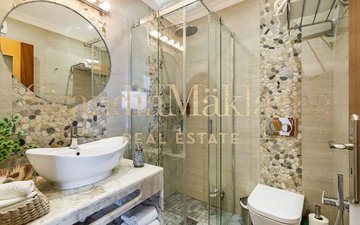 Property slide 18