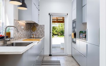 Property slide 17