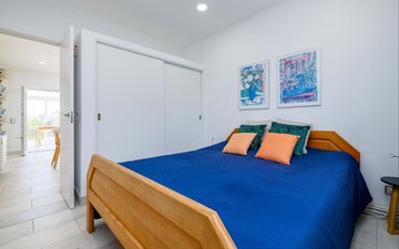 Property slide 28