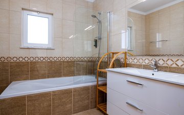 Property slide 25
