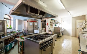 Property slide 75