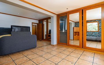 Property slide 34