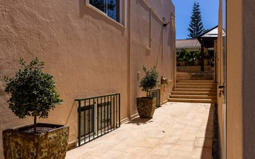 Property slide 10