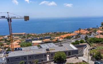 Property slide 25