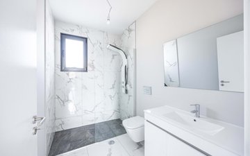 Property slide 21