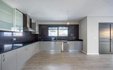 Property slide 7