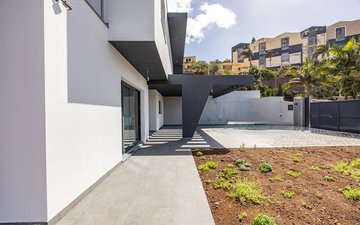 Property slide 22