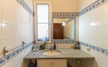 Property slide 24