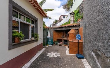Property slide 9