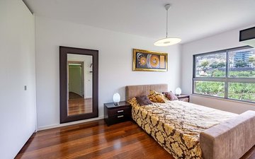 Property slide 24
