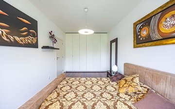 Property slide 25