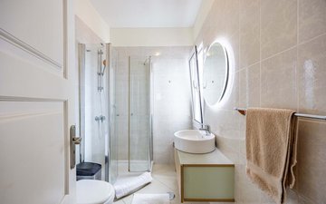 Property slide 25