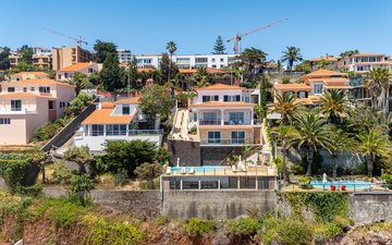 Property slide 84