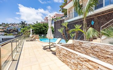 Property slide 78