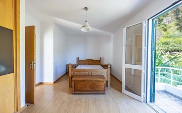 Property slide 5