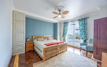 Property slide 21