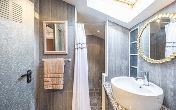 Property slide 18