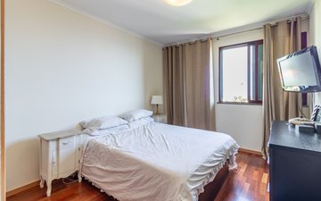 Property slide 20