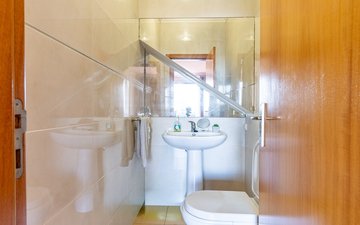 Property slide 20