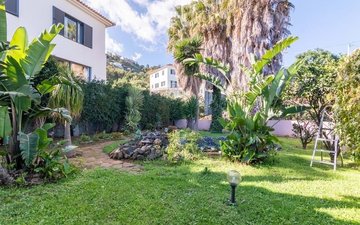 Property slide 30