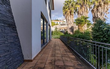 Property slide 21