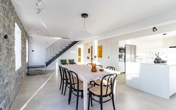 Property slide 10