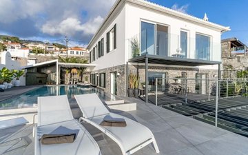 Property slide 17