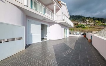 Property slide 21