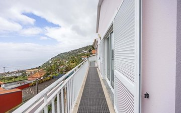 Property slide 39