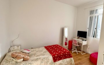 Property slide 16