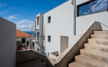 Property slide 25