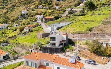 Property slide 4