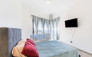 Property slide 8