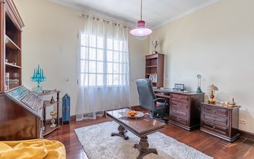 Property slide 8