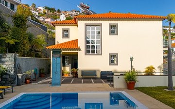 Property slide 6
