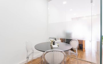 Property slide 10