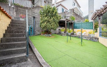 Property slide 9
