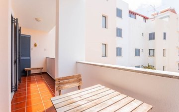 Property slide 20