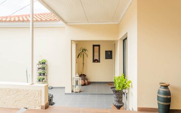Property slide 21