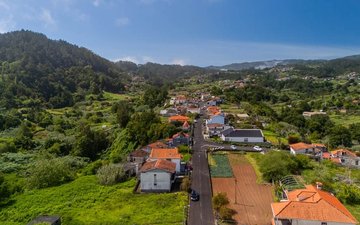 Property slide 21