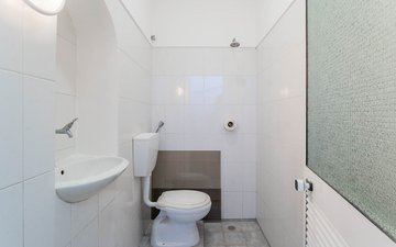 Property slide 30