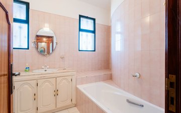 Property slide 22
