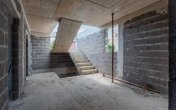Property slide 48