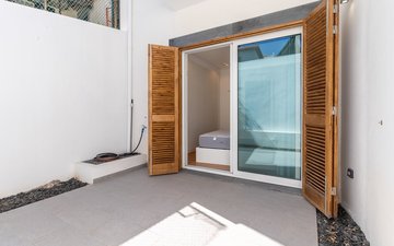 Property slide 14